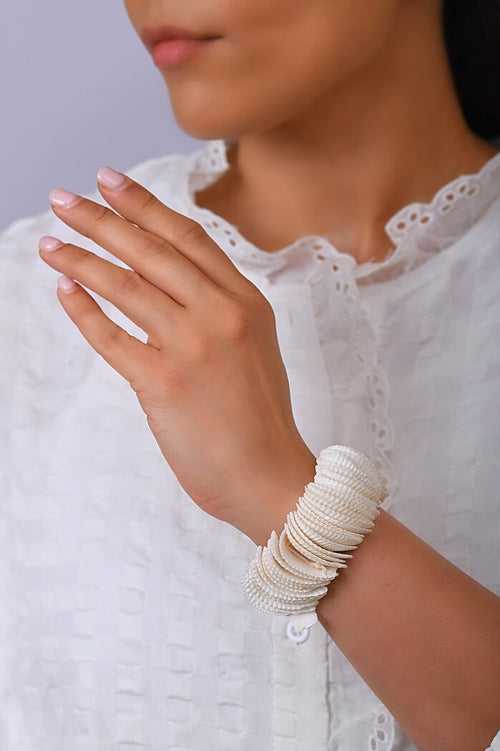 White Shells Stretchable Bracelets