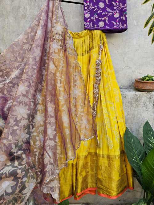 Pure Handloom Kanjeevaram Silk Bandhani Lehenga With Tissue Dupatta