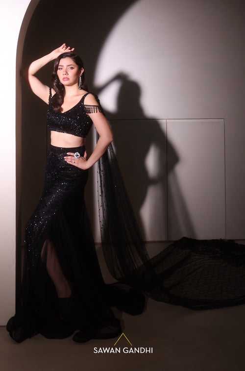 Mahira Khan in Black crystal work fish cut drape skirt set