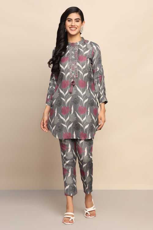 Fashionably Grey: Thread Work Co-ord Set with Mirror Detailing