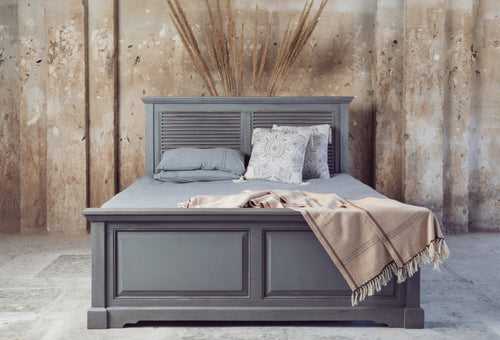 Nicholson Shutter Bed