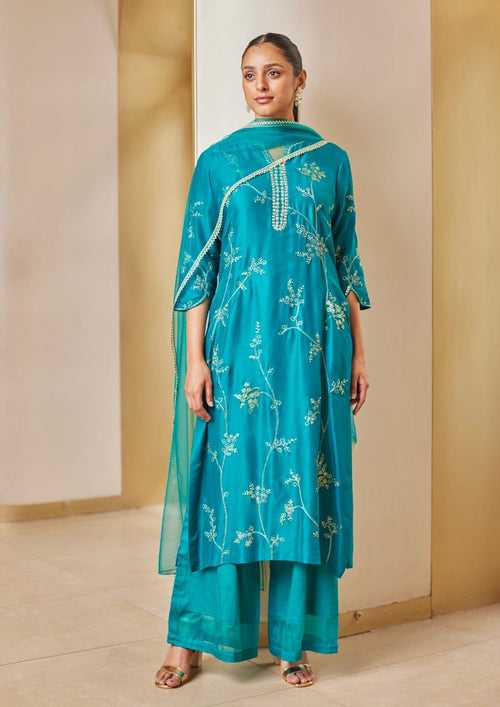 Pine Embroidered Straight Suit