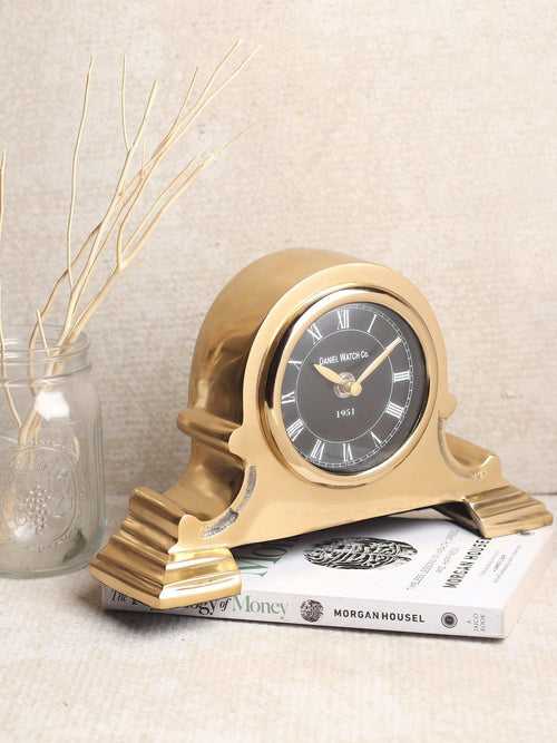 Elegant Arcadian Arc Table Clock in Radiant Golden Hue