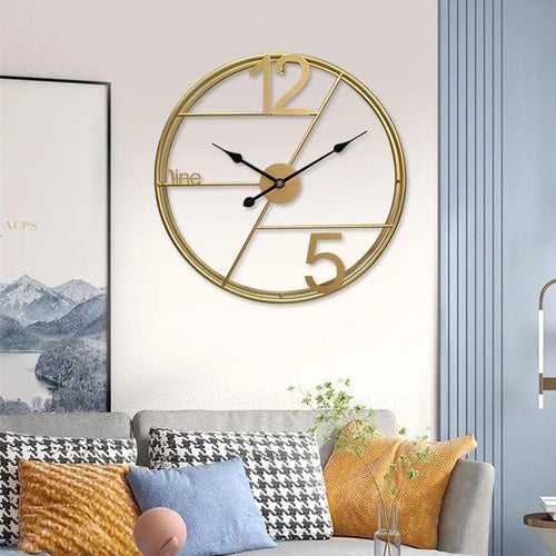 Modern Circular Metal Wall Clock for Elegant Home Décor | Golden Finish