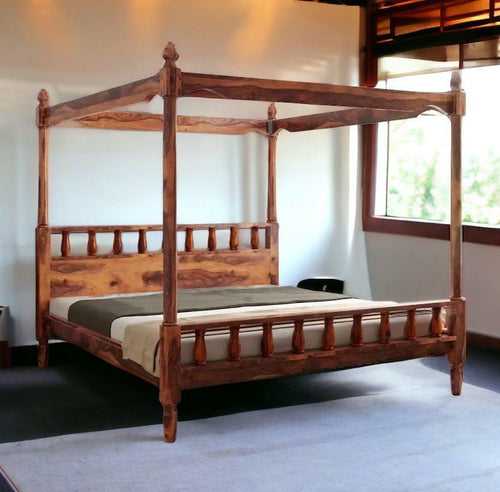 Wooden Twist Eccentric Handmade Acacia Wood Poster Bed ( Brown )