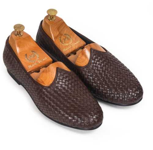 Woven Leather Juttis (Brown)