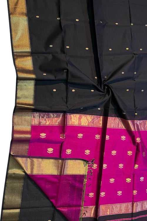 Stunning Black Maheshwari Silk Saree - Handloom Beauty