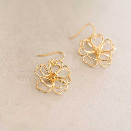 Flower outline earring