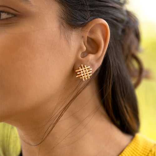 Weaved Earring Stud