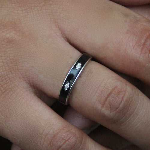 Black enamel silver ring