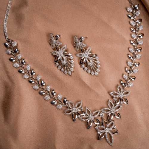 Floral Exotica Necklace Set