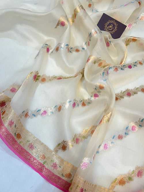 White Rangkaat Banarasi Handloom Kora Silk Saree