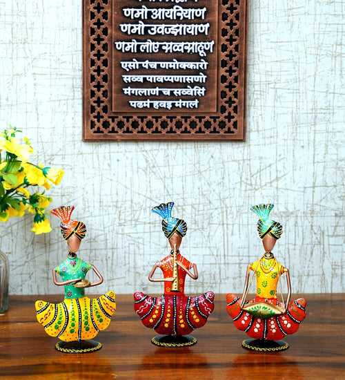 Iron Set of 3 Musician Showpiece In Multicolour