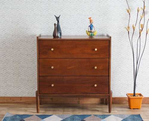 Wellington Solid Wood Chest of Drawer
