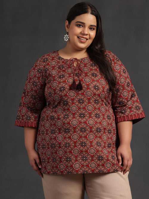 Plus Size Maroon Printed Cotton Straight Kurti