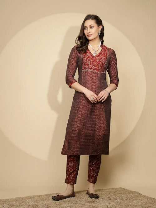 Maroon Cotton Blend Regular Fit Kurta Set For Women