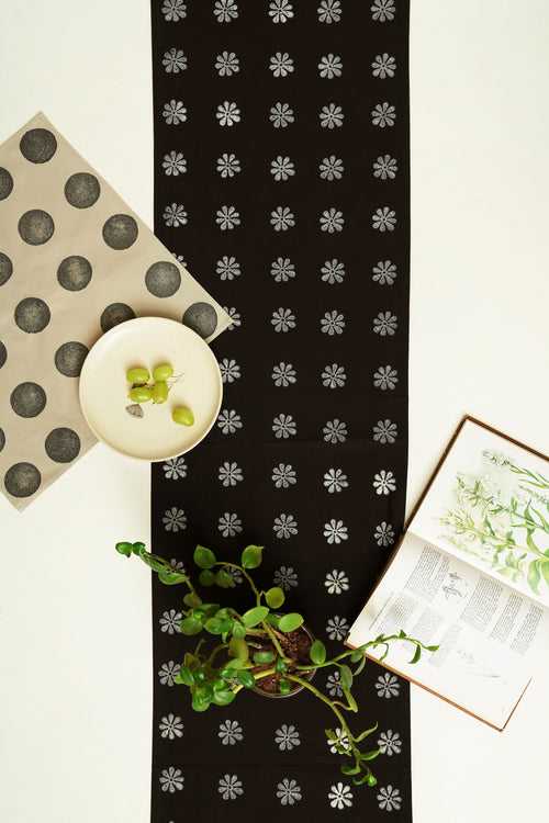 Tara Table Runner, Black