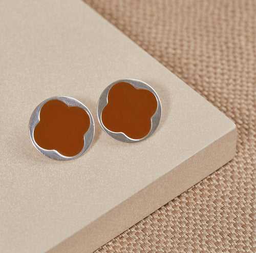 Vivienne Studs