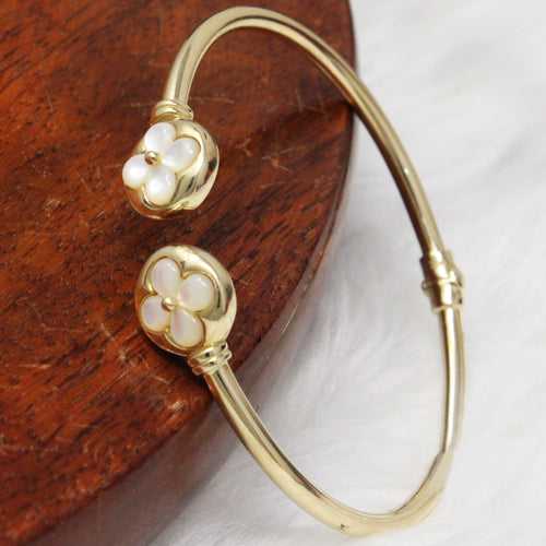 Flower Shape Bangle