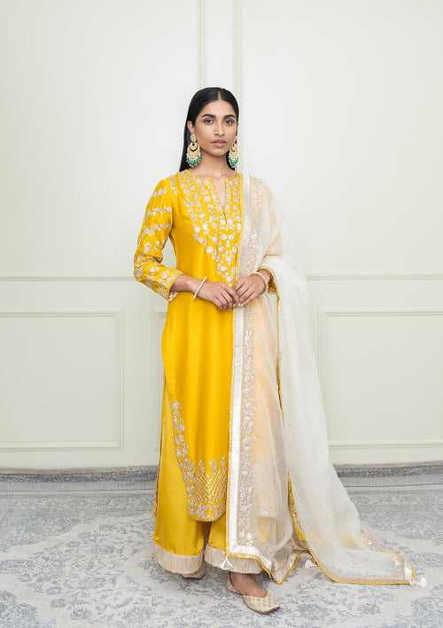 Aarvi- Glaze Mustard Tilla Embroidered Kurta Set