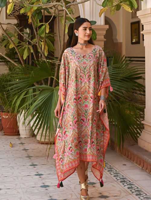 Saira Muslin Kaftan with Taari Work