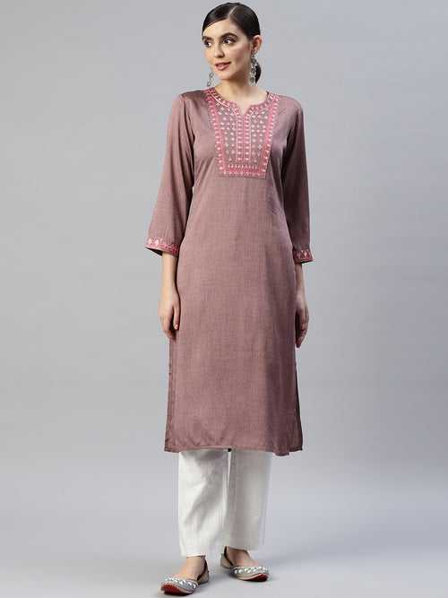 Mauve Ethnic Motifs Yoke Design Thread Work Kurta