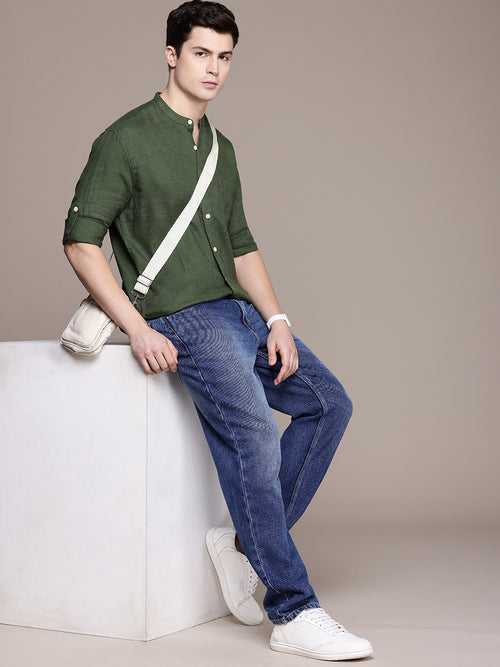 Green solid opaque Casual shirt