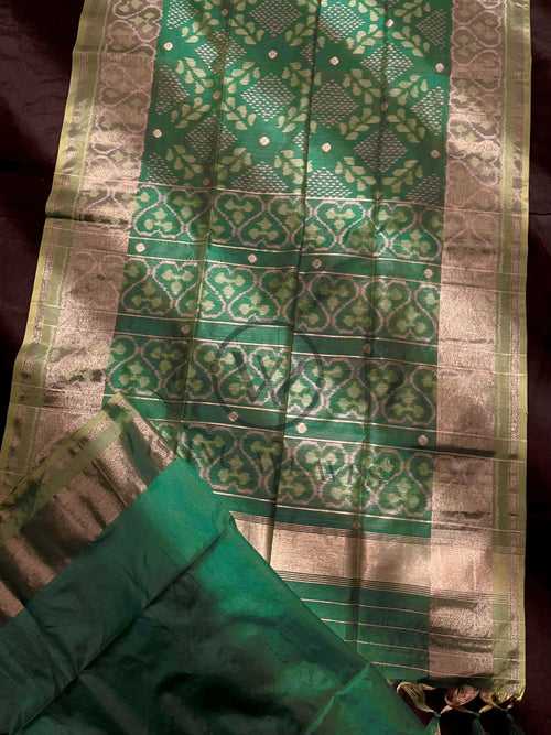 Parrot Green Premium Raw Silk Saree