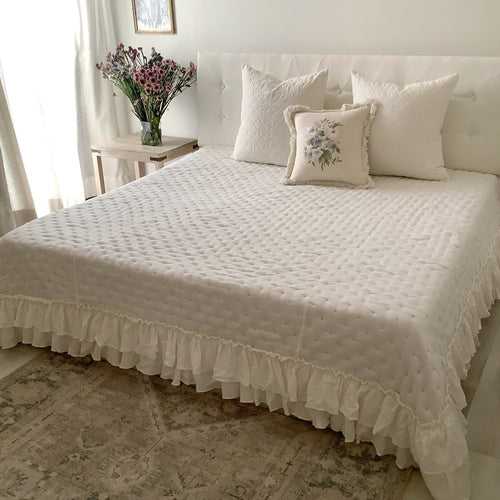 Emilia - An Enchanting Ruffled Bedspread - Comes with Two Linen Pillowcases