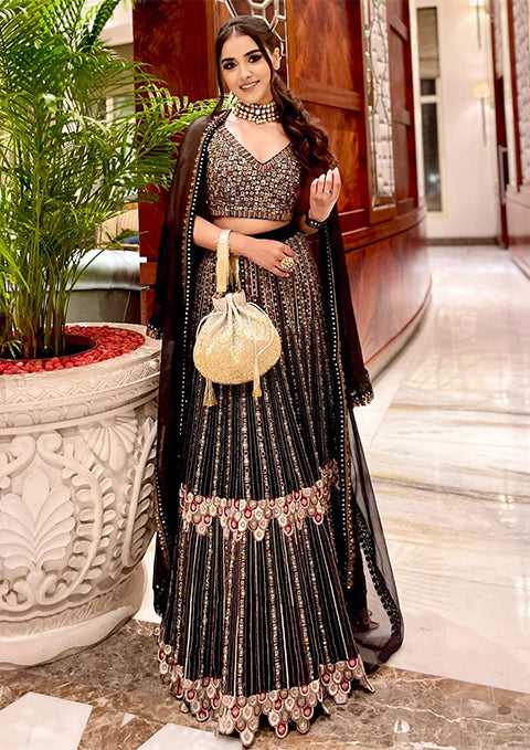 SHIVANI GIRDHAR IN NOMADIC HEAVILY EMBROIDERED LEHENGA