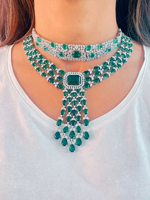 Maharani Zamarrud Diza Emerald Set (Earrings & Necklace)