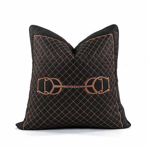 Quilted HorseBit Black Medium 18"