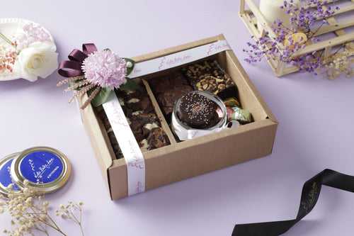 The Sweet and Simple Gift Box