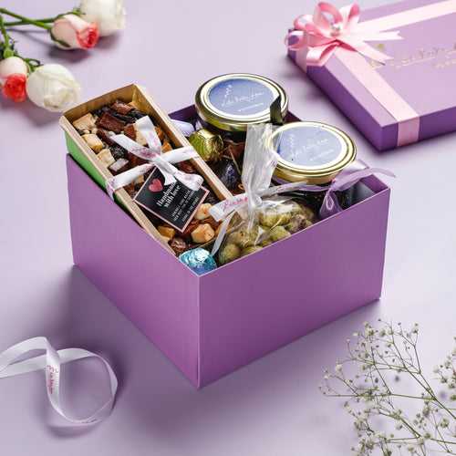 The Sweet & Savoury Gift Box (Eggless)