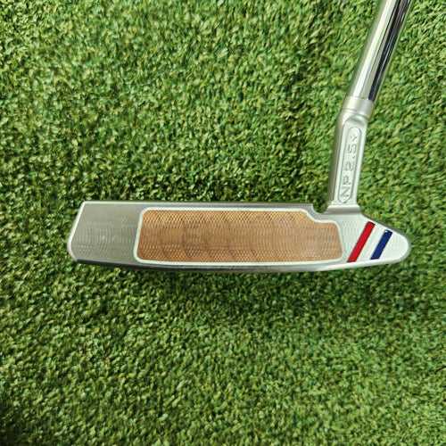 Scotty Cameron Champions Choice Button Back Newport 2.5 Putter (Pre-owned | CW Certified)