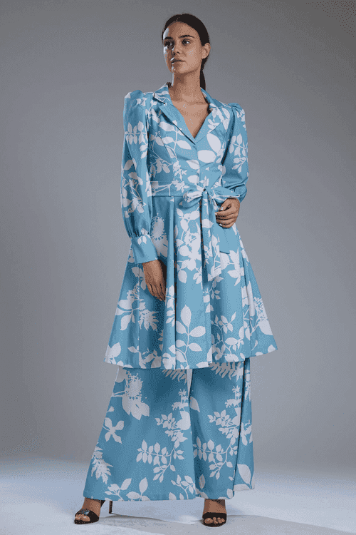 <b>KoAI</b><br/>Floral Trench Long Shirt