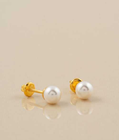 Siya Pearl Studs