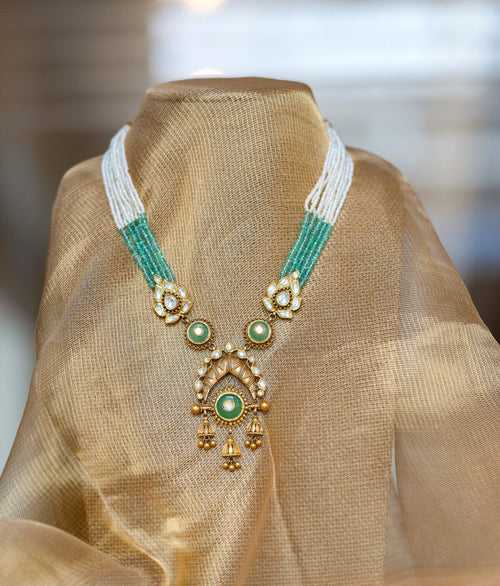 Varnika Gold Necklace