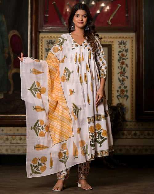 White Cotton Printed Carnation And Leaf Phula Kaalindi Anarkali Set For Women