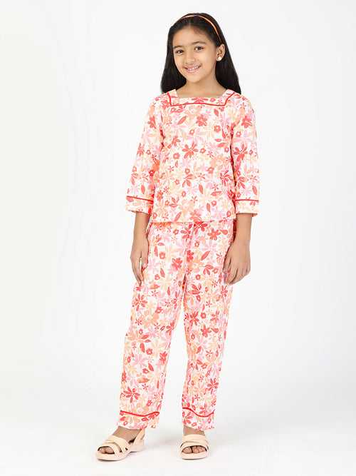 Girls Nightwear Vibrant blossom and bloom print Poplin - Pink