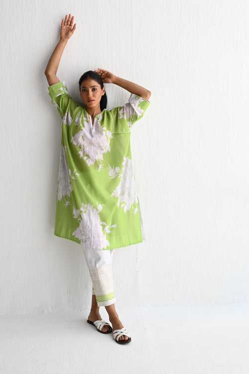 Jhabla Kurta in Green Flower Print with Ghichpich Pant