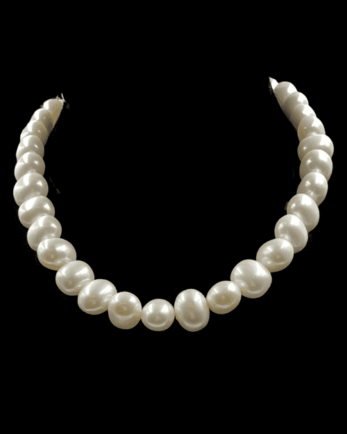 Single Line White Egg Shell Pearl Necklace
