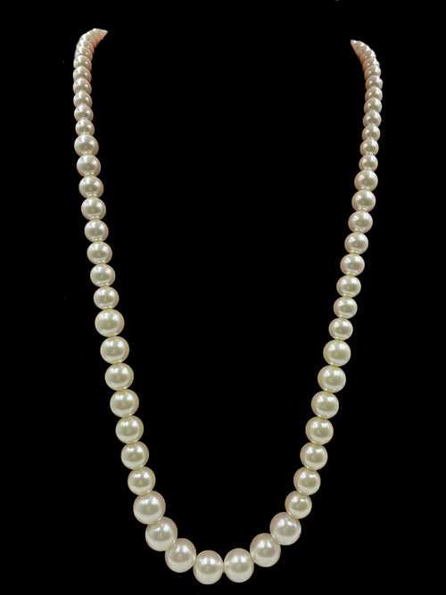 Single Line White Shell Pearl Gradient Necklace