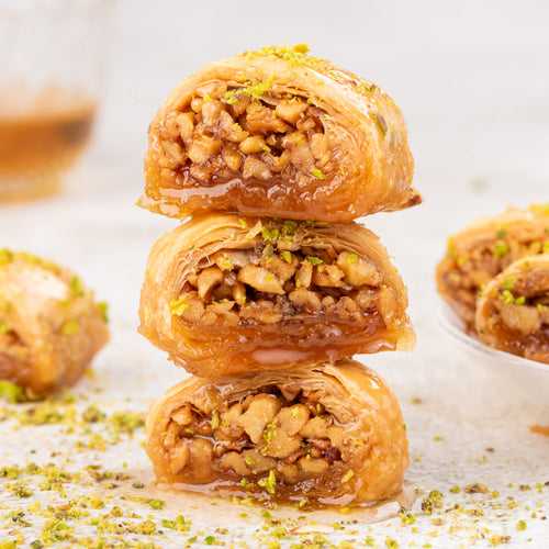 Turkish Cashew roll baklava