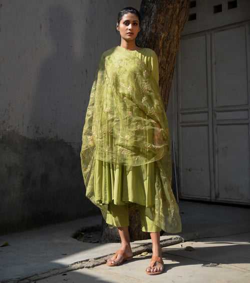 GREEN FLORAL ESCAPE MUSLIN PANELLED KURTA SET