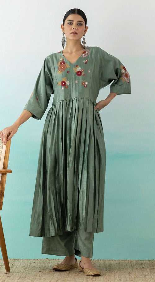 Fern Green Embroidered Comfort Fit Kurta With Pants