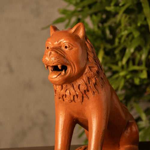 Crouching Lion Garden Decor