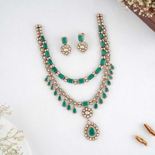 Zarisha Victorian Necklace Set