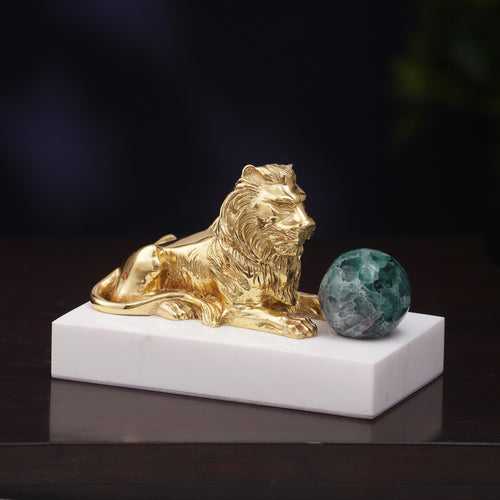 The Imperial Roar - Natural Agate & Copper Lion Table Showpiece