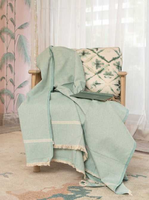 OMVAI Diamond Weave with Border Cotton Woven Throw Blanket / Comforter - Green